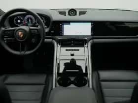 Porsche Panamera (2024) thumbnail 7
