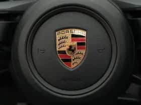 Porsche Macan (2022) thumbnail 37