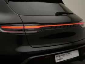 Porsche Macan (2022) thumbnail 50