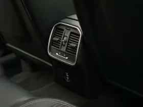 Porsche Macan (2022) thumbnail 55