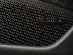 Porsche Taycan (2021) thumbnail 23