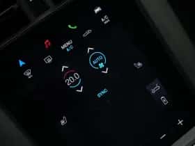 Porsche Taycan (2021) thumbnail 32