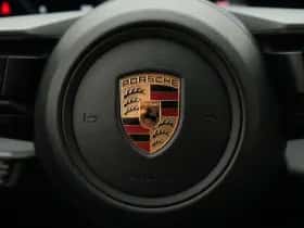 Porsche Taycan (2021) thumbnail 37