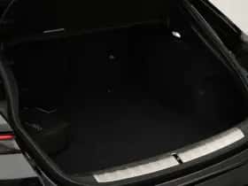 Porsche Taycan (2021) thumbnail 41