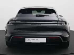 Porsche Taycan (2021) thumbnail 9