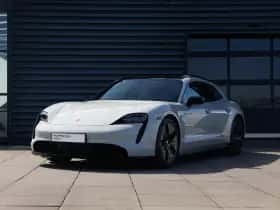 Porsche Taycan (2023)