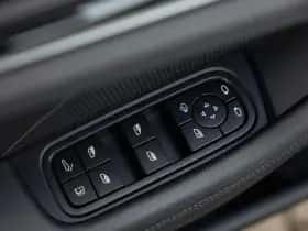 Porsche Panamera (2024) thumbnail 15