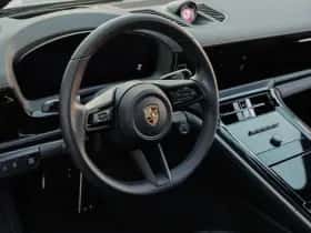 Porsche Panamera (2024) thumbnail 18