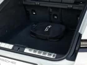 Porsche Panamera (2024) thumbnail 30