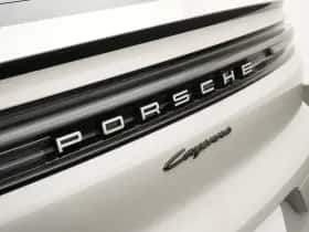 Porsche Cayenne (2025) thumbnail 11