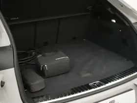 Porsche Cayenne (2025) thumbnail 42