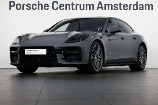 Porsche Panamera (2026) thumbnail 1