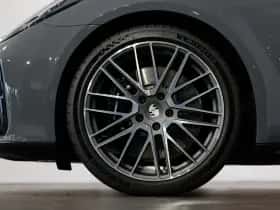 Porsche Panamera (2026) thumbnail 5