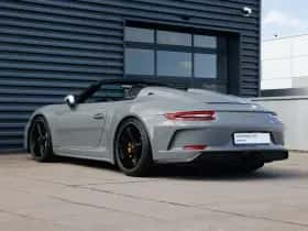 Porsche 911 (2020) thumbnail 3