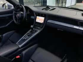 Porsche 911 (2020) thumbnail 7