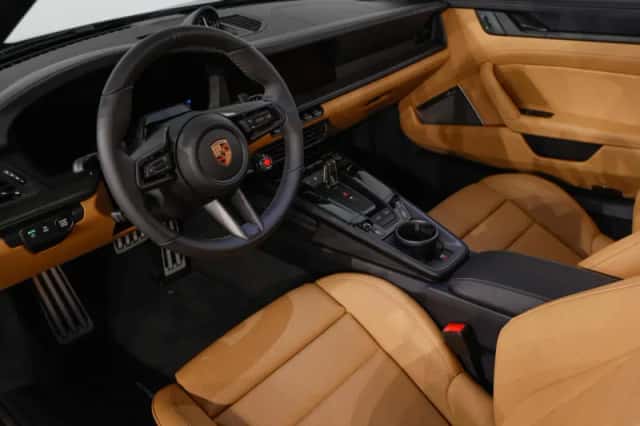 Porsche 911 (2026) thumbnail 6