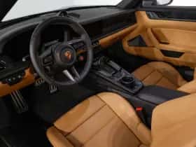 Porsche 911 (2026) thumbnail 6