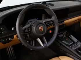 Porsche 911 (2026) thumbnail 8