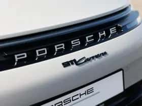 Porsche 911 (2024) thumbnail 10