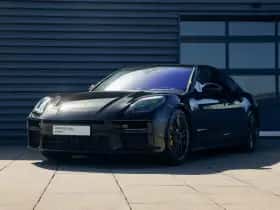 Porsche Panamera (2024)