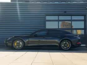 Porsche Panamera (2024) thumbnail 2