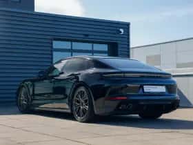 Porsche Panamera (2024) thumbnail 3