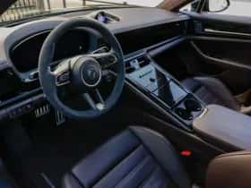 Porsche Panamera (2024) thumbnail 5