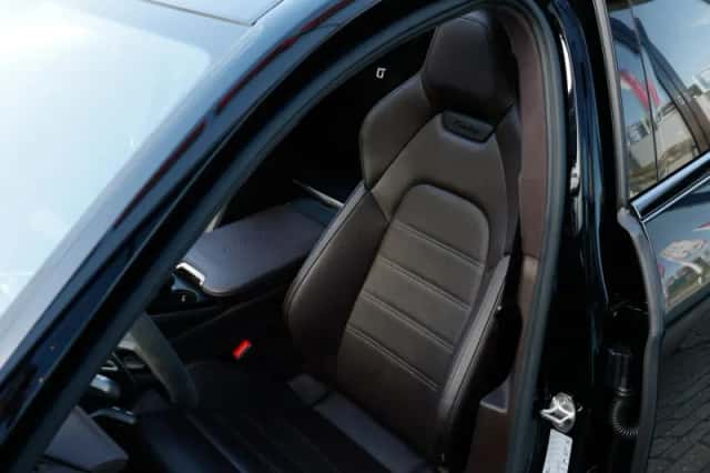 Porsche Panamera (2024) thumbnail 6