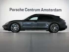 Porsche Taycan (2024) thumbnail 2
