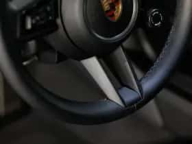 Porsche Taycan (2024) thumbnail 27