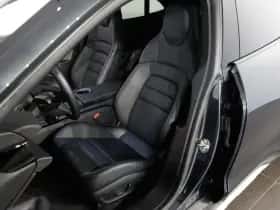 Porsche Taycan (2024) thumbnail 7