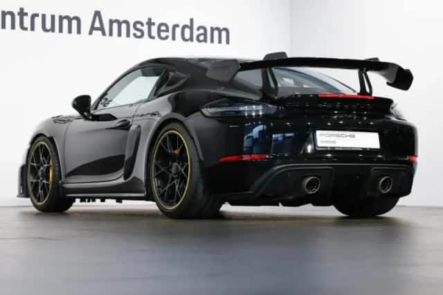 Porsche 718 (2022) thumbnail 3