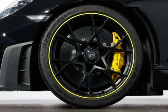 Porsche 718 (2022) thumbnail 5