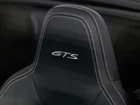 Porsche 911 (2023) thumbnail 20