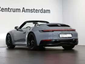 Porsche 911 (2023) thumbnail 3
