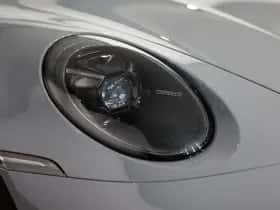Porsche 911 (2023) thumbnail 5