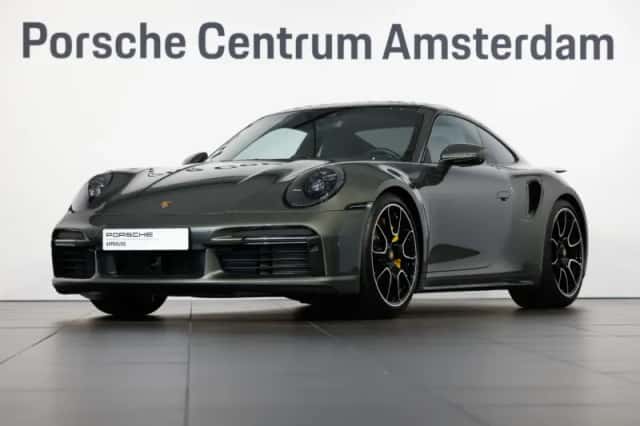 Porsche 911 (2024) thumbnail 1
