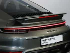 Porsche 911 (2024) thumbnail 6