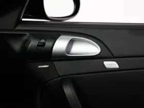 Porsche 911 (2010) thumbnail 24