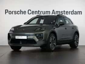 Porsche Macan (2025)