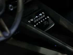 Porsche Macan (2025) thumbnail 11