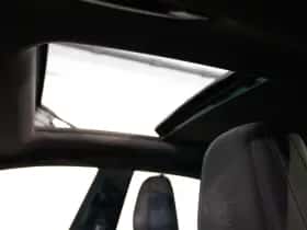 Porsche Macan (2025) thumbnail 19