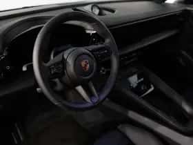 Porsche Macan (2026) thumbnail 18