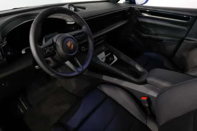 Porsche Macan (2026) thumbnail 6