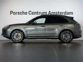 Porsche Cayenne (2026) thumbnail 2