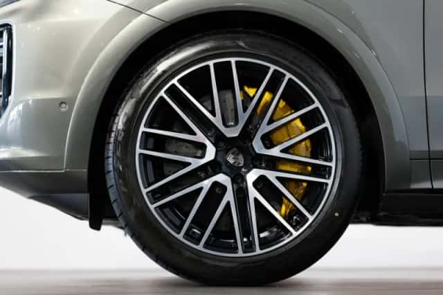 Porsche Cayenne (2026) thumbnail 6
