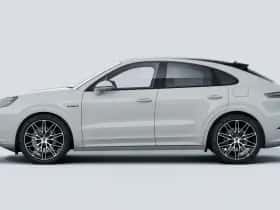 Porsche Cayenne (2026) thumbnail 2