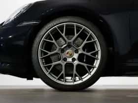 Porsche 911 (2020) thumbnail 4