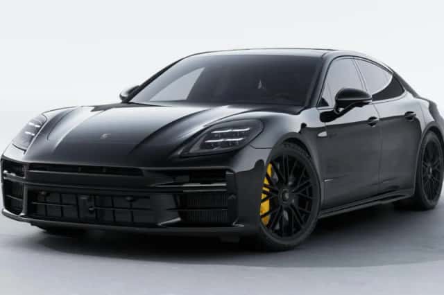 Porsche Panamera (2026) thumbnail 1