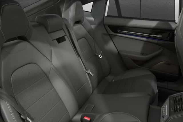 Porsche Panamera (2026) thumbnail 6